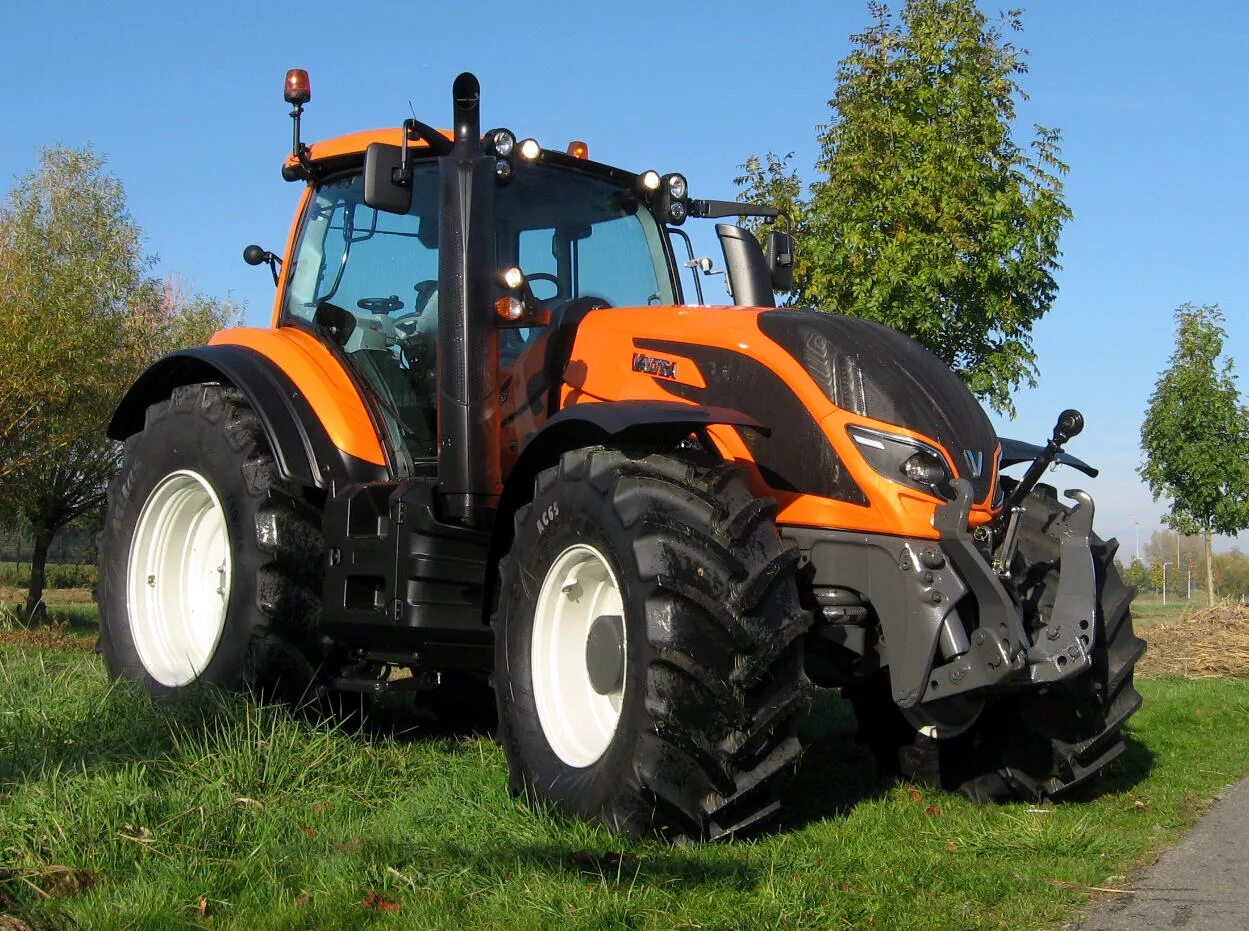 Пну трактор. Valtra t235v. трактор валтра т 194. валтра с 374.