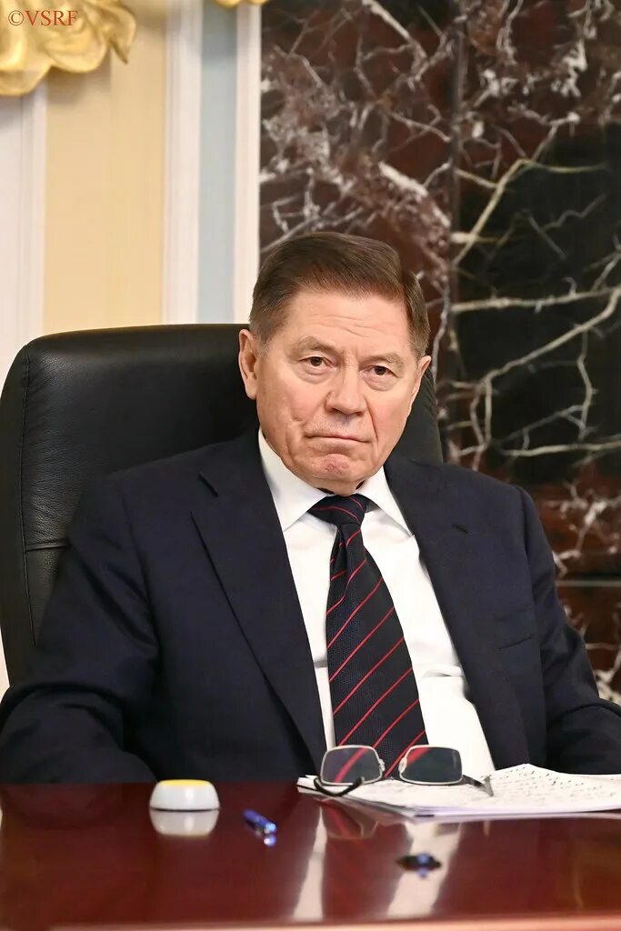 Лебедев председатель верховного суда биография личная жизнь