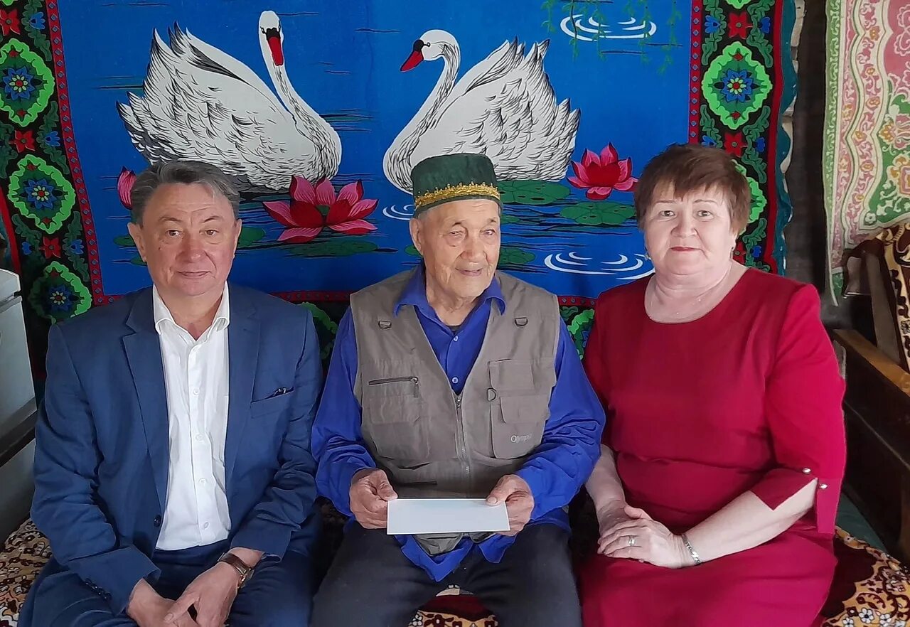 Поздравляет тружеников. С днем победы железнодорожники. Поздравляет тружеников. Поздравляет тружеников. Поздравляет тружеников.