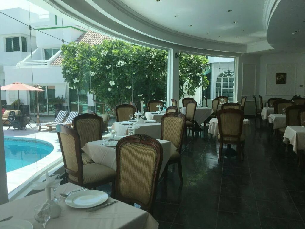 Al khalidiah resort ex. Al khalidiah шарджа. al khalidiah resort 3 шарджа. al khalidiah resort (ex. villa al khalidiah) 3*. отель al khalidiah resort 3 пляж.