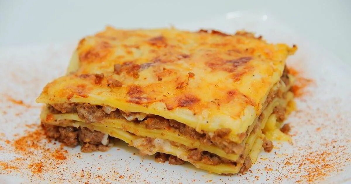 Лазанья стс. Лазанья с куриным фаршем. Лазанья (lasagne). Лазанья бешамель. Лазанья фото.