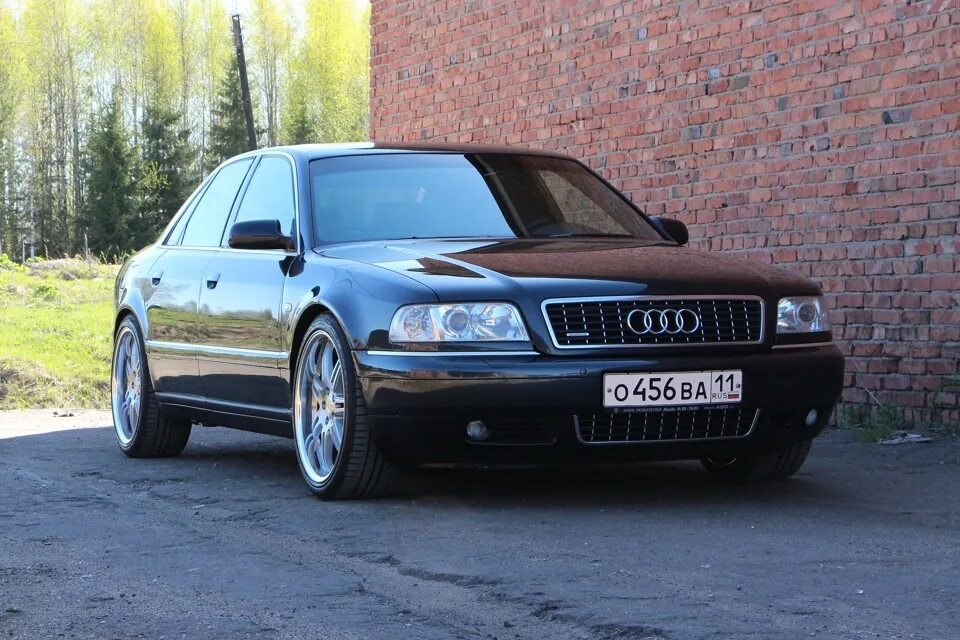 Купить ауди 1999. Audi a8 1999. Ауди а8 1999 года. Ауди 99 год 2.8. Ауди Старая.