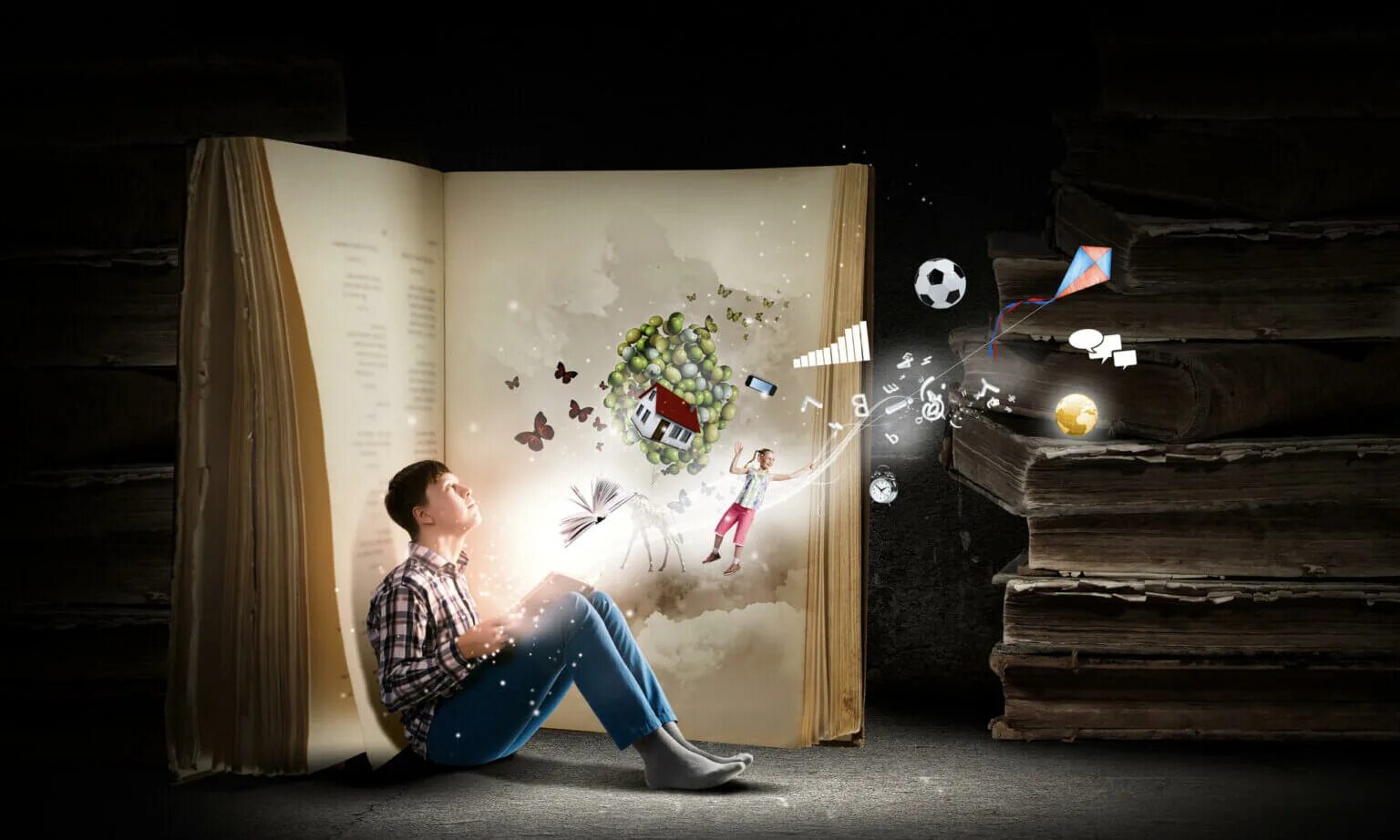 Creative reading. Чтение и воображение. Книга человек. Реклама книги. Подросток с книгой.