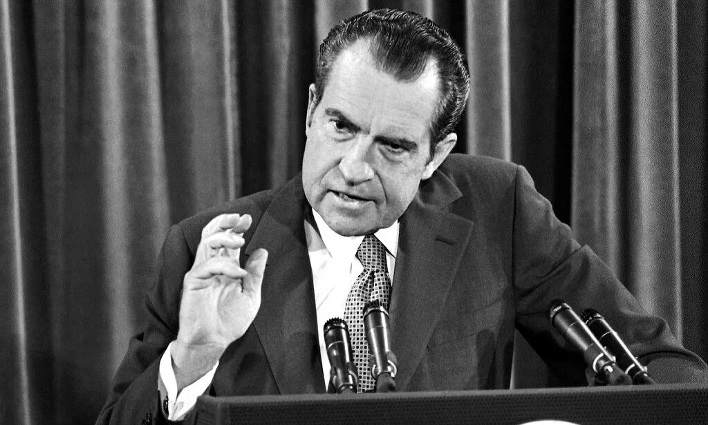 Watergate scandal. Никсон уотергейт. Watergate scandal. Уотергейт 1974. Отель уотергейт 1972 ограбление.