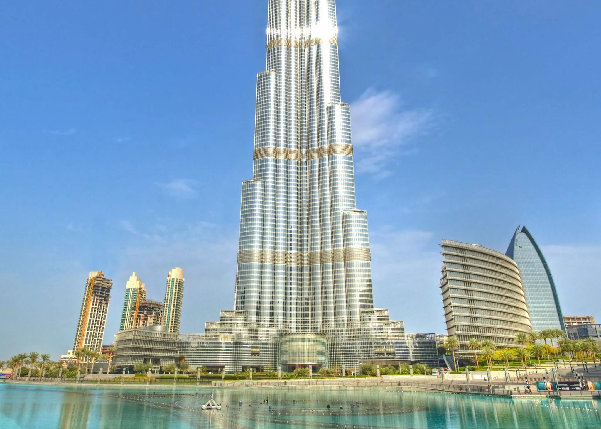 Дубай бурдж халифа смотровая площадка. 124 этаж. Бурдж халифа 124 этаж. Бурдж-халифа дубай 124 этаж. 124 этаж.