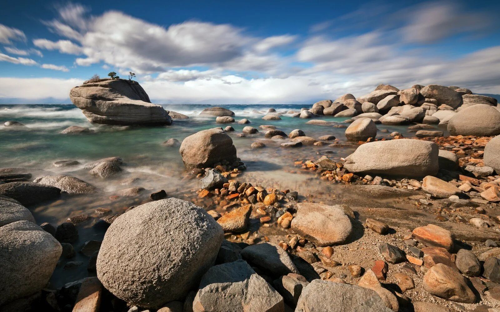 Stone photo. Каменистый берег моря. Баренцево море Каменистый берег. Каменистый берег озера. Каменистый пляж в Териберке.