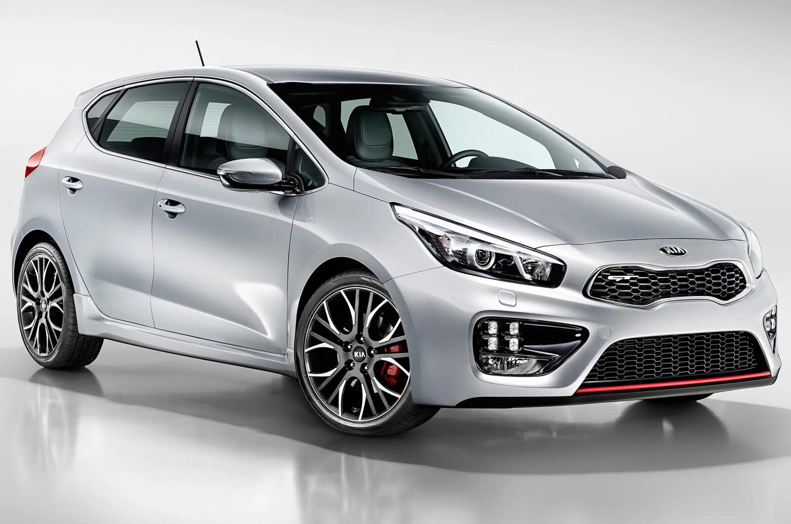 Kia cee'd gt 2013. Ceed gt 2013. Kia cee'd gt 2017. Kia Ceed 2021 хэтчбек gt. Купить киа gt