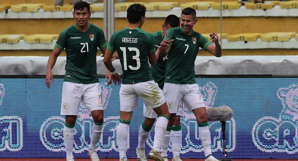 уругвай боливия. сборная уругвая по футболу 2022 скандал. «эстадио эрнандо» (боливия). боливия уругвай. уругвай боливия.