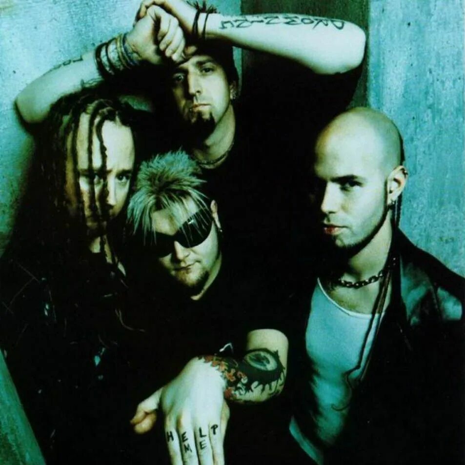 Let the bodies. Группа Drowning Pool. Группа Drowning Pool 2001. Дэйв Уильямс Drowning Pool.