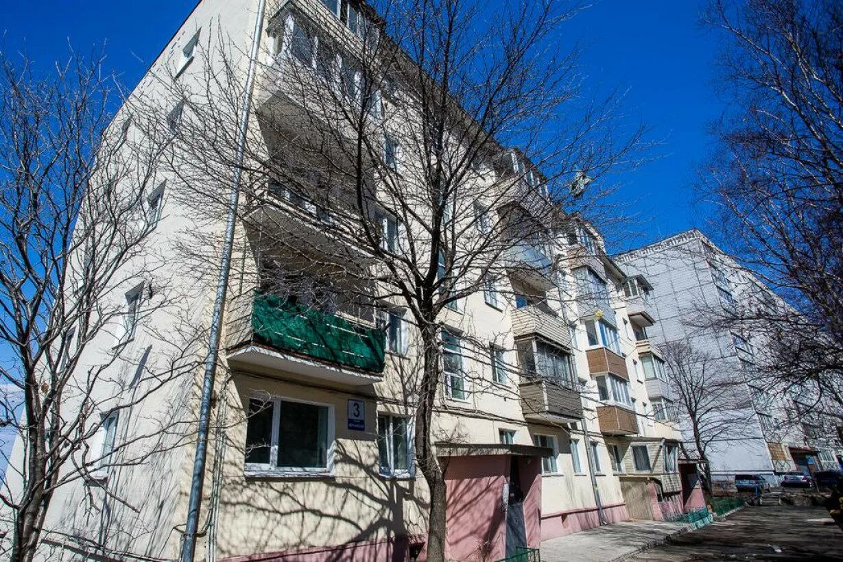 Кашемир магазин. Магазин cashmere. Некрасовская 57. Владивосток дом первого жителя города. Некрасовская 57.