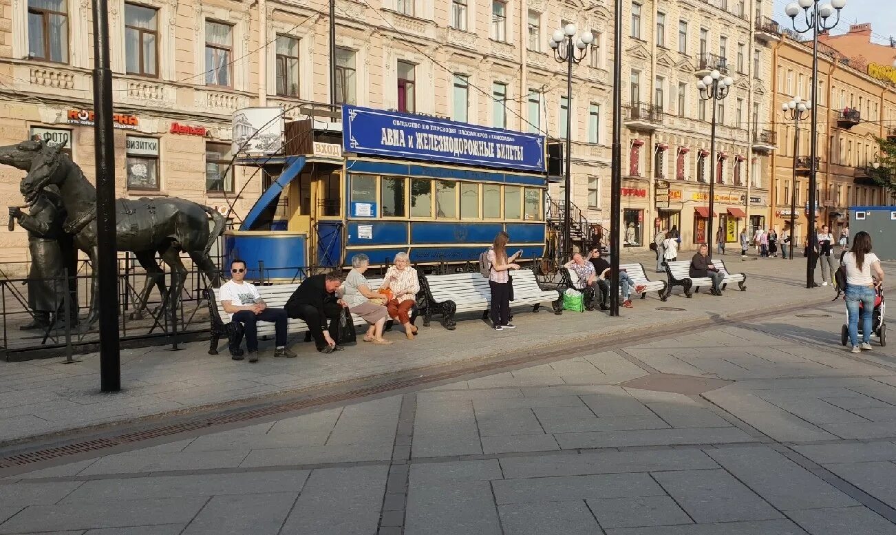 Живу на васильевском острове. Станция метро Василеостровская Санкт-Петербург. Питер метро Василеостровская. Станция метро Василеостровская. Станции метро на Васильевском острове.