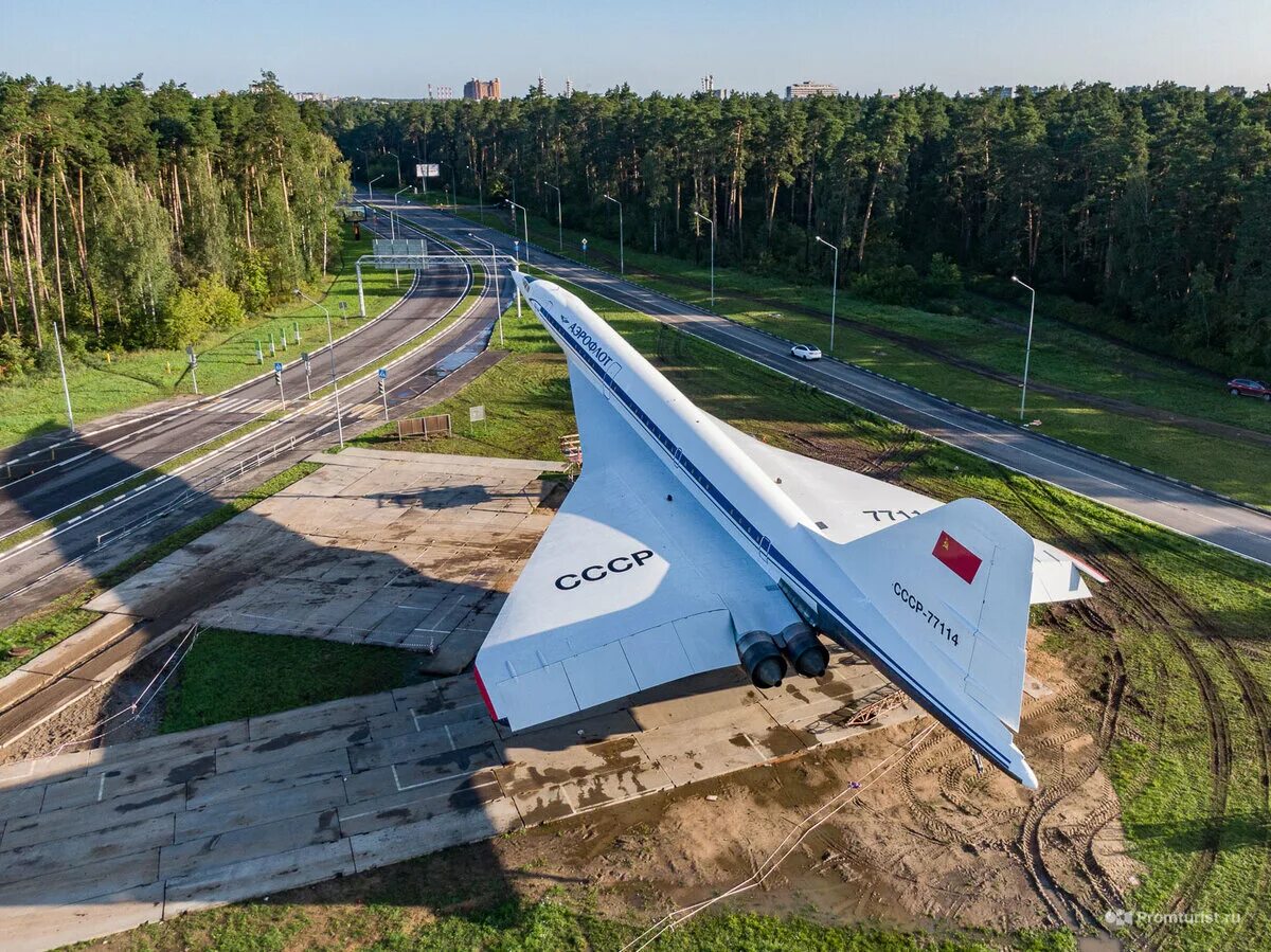 Жуковский р. Ту-144 в жуковском. памятник-самолет ту-144 город жуковский. жуковский самолет памятник ту 144. музей ту-144 в жуковском.