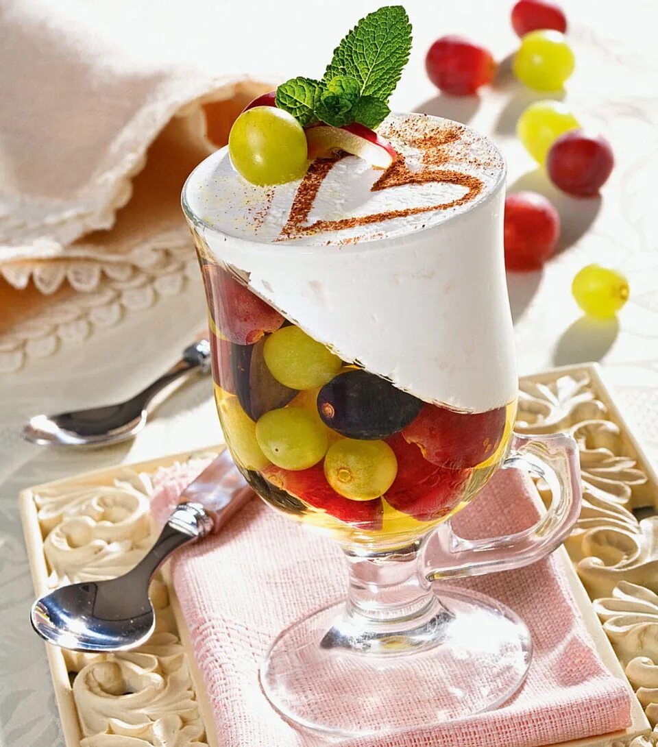 Желе из винограда. Десерт с виноградом. Желе из винограда. Мусс. Грузинский десерт пеламуши.