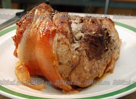 Свинина в фольге целым куском