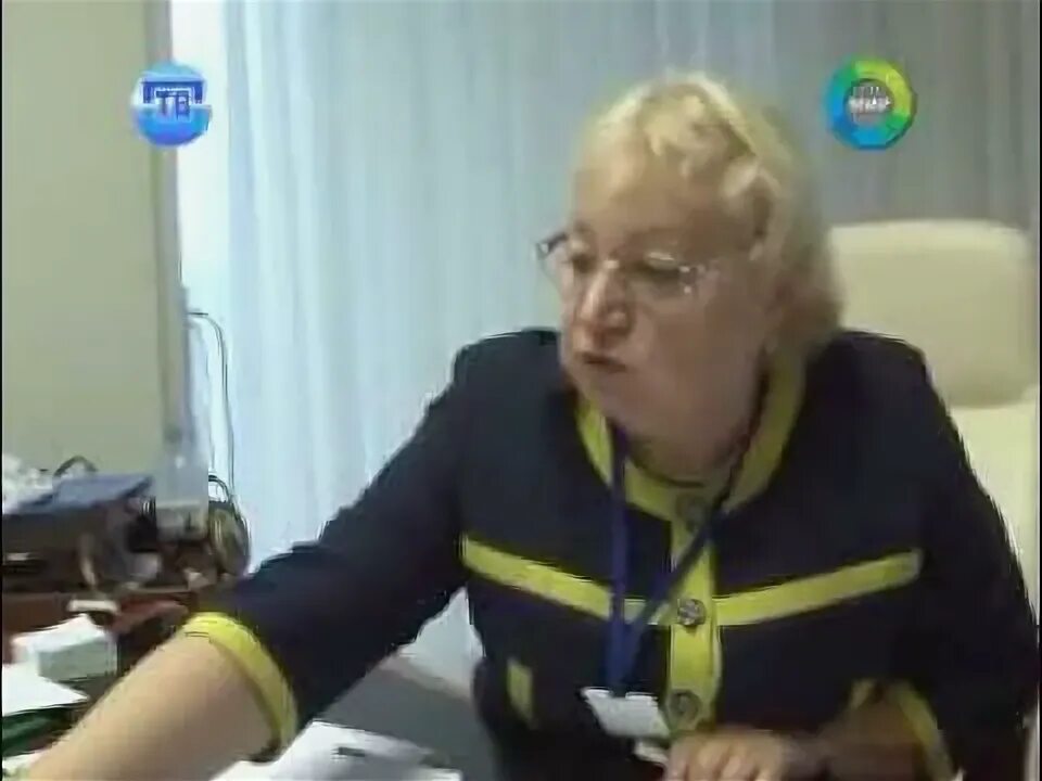 Пенсионер и социальный работник. Пенсионеры в библиотеке фото. Новый досуговый центр в красногвардейском районе для пожилых людей. Библиотека в социальных сетях. Пенсионерка из петрозаводска знакомиться.