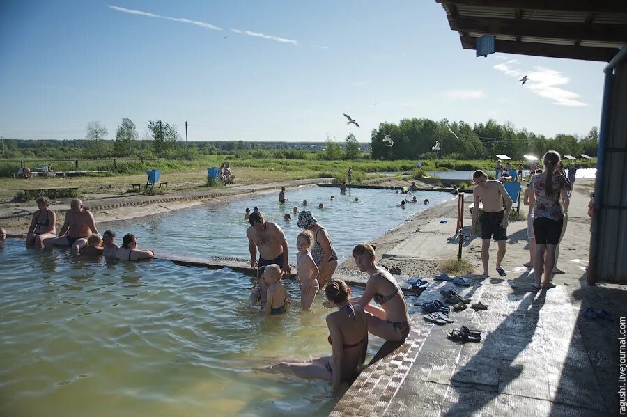 Пятигорск где купаться. Пятигорск озеро для купания. Минеральные воды озера для купания. Мин воды озеро для купания. Пятигорск пляжи для купания.