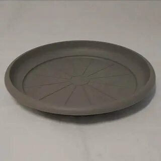 Круглые пластиковые поддоны