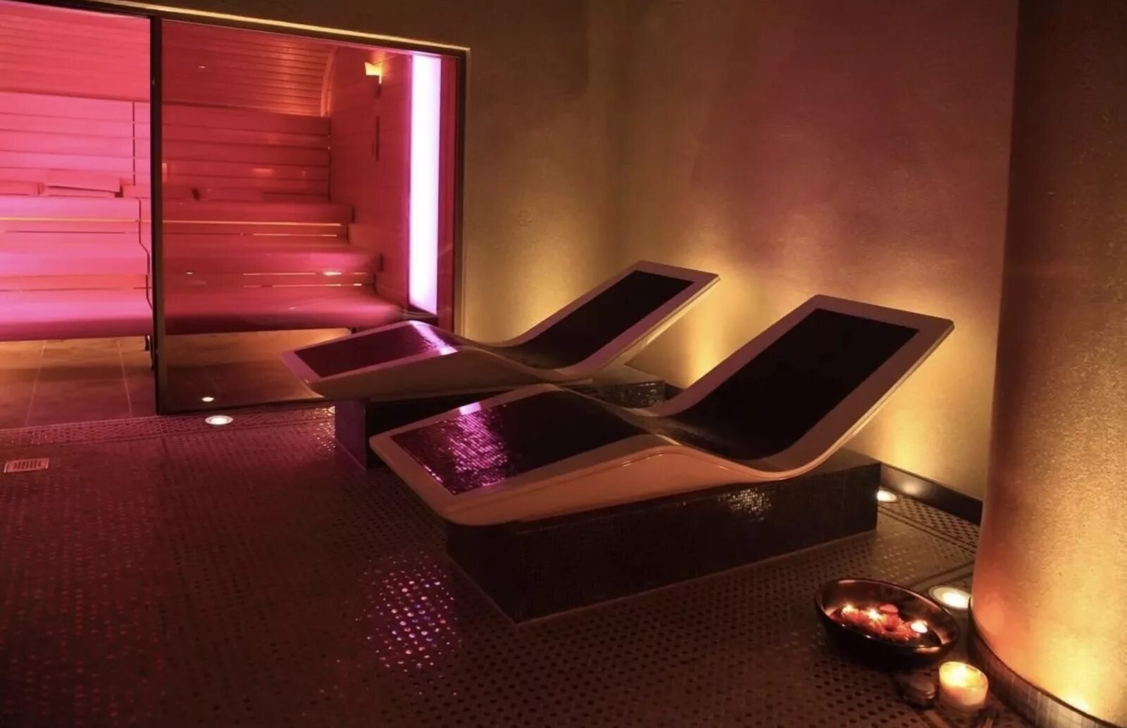 Спа бездна. Шезлонг "Spa Lounge". Спа комнаты. Спа салон в отеле. Спа услуги в отеле.