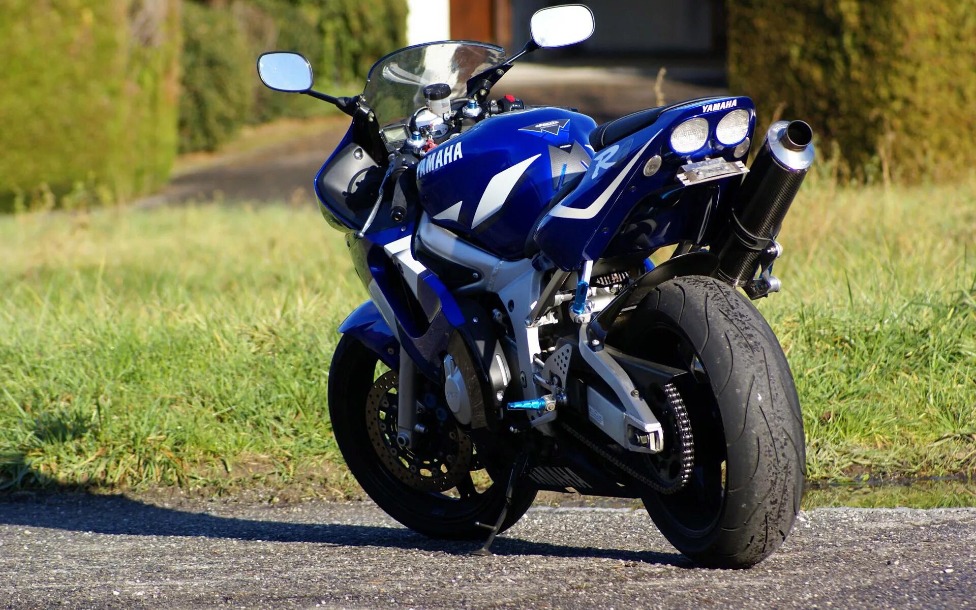 Yamaha YZF-r6. Ямаха YZF r6. Ямаха р1 650.