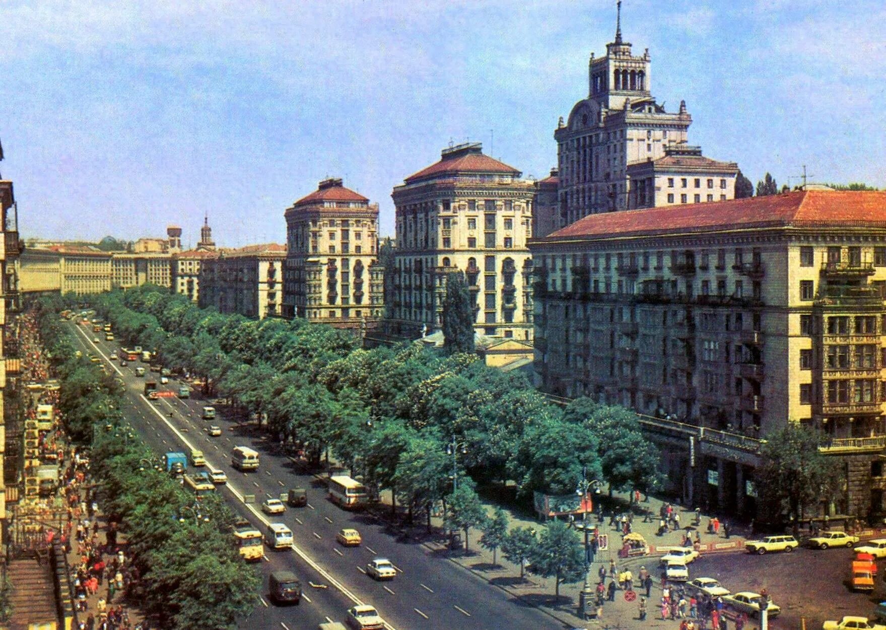 Крещатик в Киеве СССР. Киев Крещатик 1980. Киев Крещатик 80-е годы. Киев 1985.