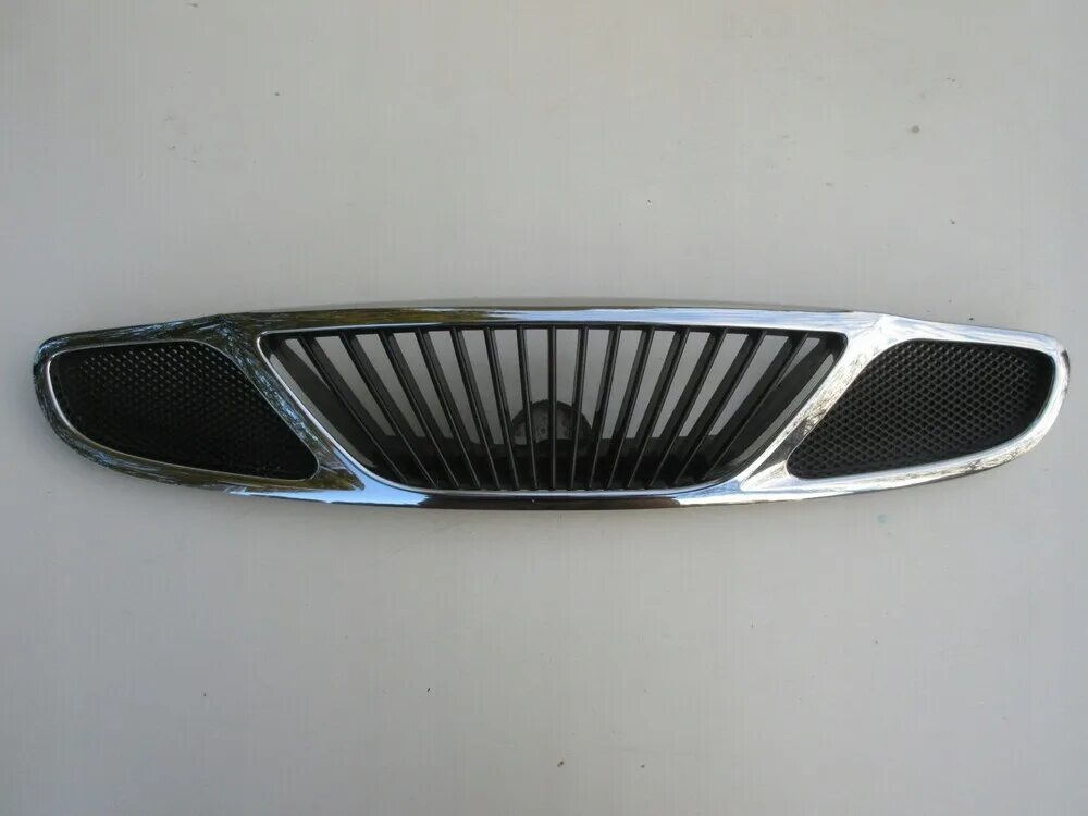 Решетка радиатора daewoo gentra. Решетка радиатора дэу. Решетка радиатора дэу джентра. Решетка радиатора дэу джентра. Хром решетки радиатора нексия n100 артикул.