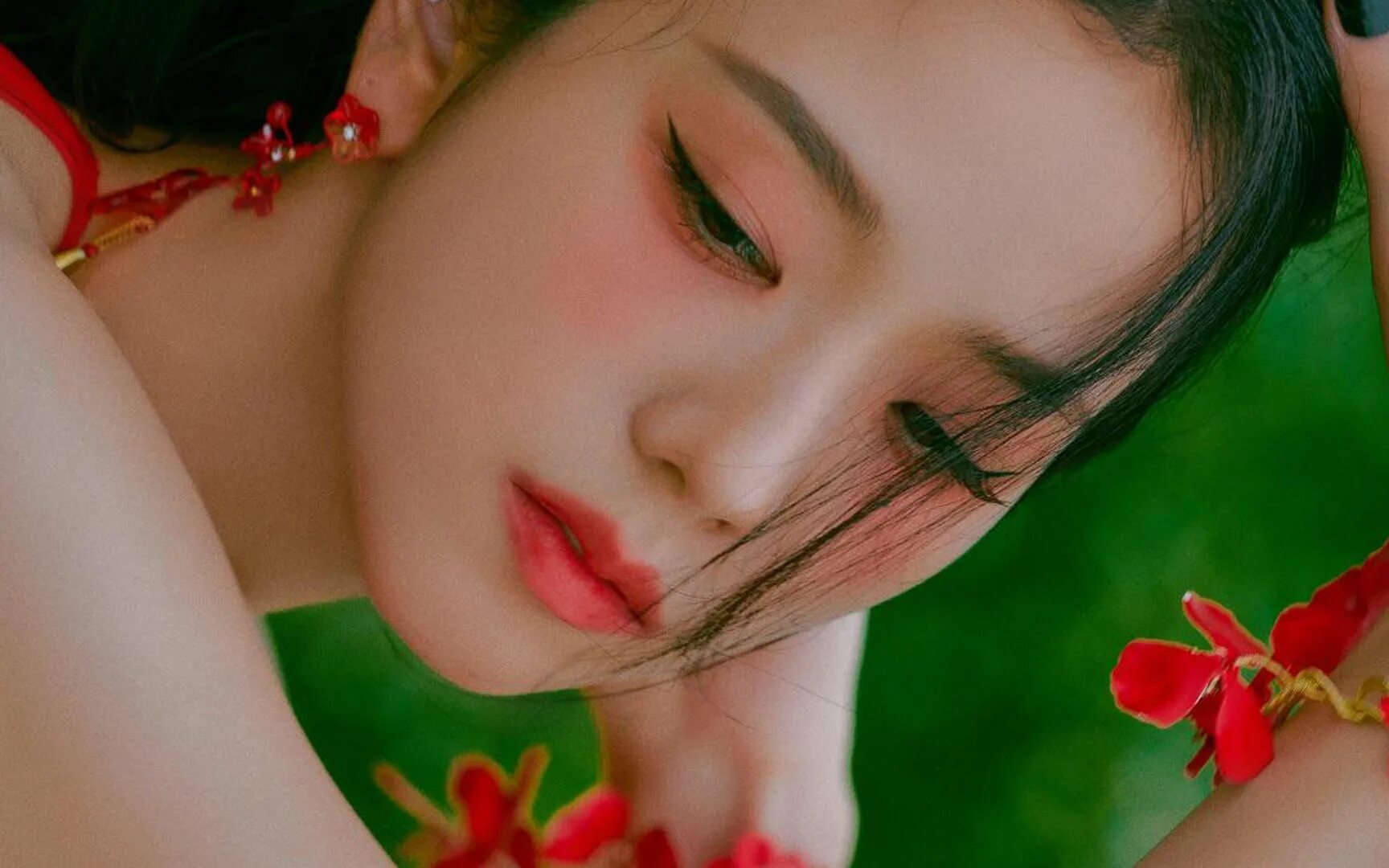 Ким джису black pink. Blackpink jisoo lovesick girls. Kim jisoo olens. Джису блэкпинк 2020. Kim jisoo cro.