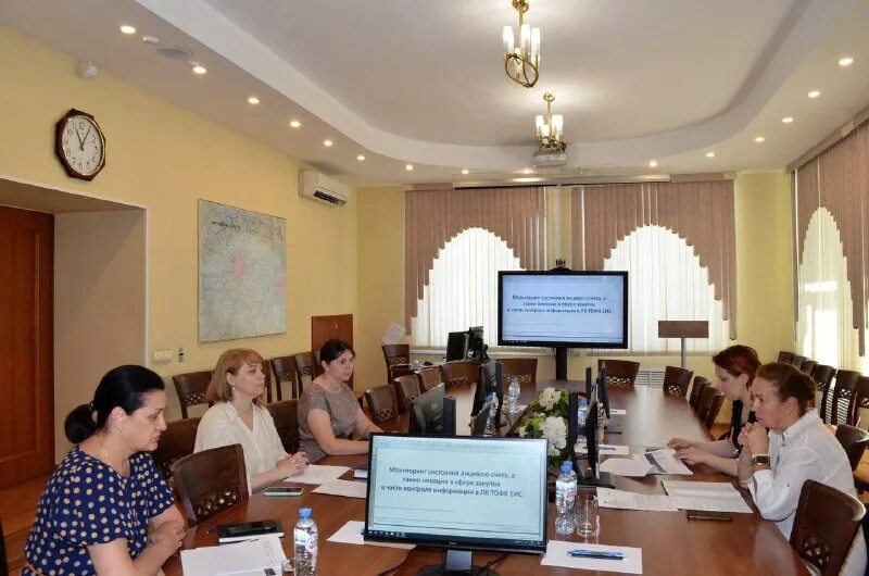 Оренбургский учетно-финансовый техникум (оуфт). Правовой подход. Фку дирекция программы. Схема управления региональным проектом. Фку дирекция программы.