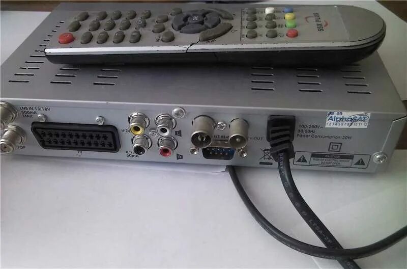 Ресивер Orton 4100. Oberon 4100 спутниковый ресивер. Тюнер Ортон 4050с. Digital Satellite Receiver 4100c.