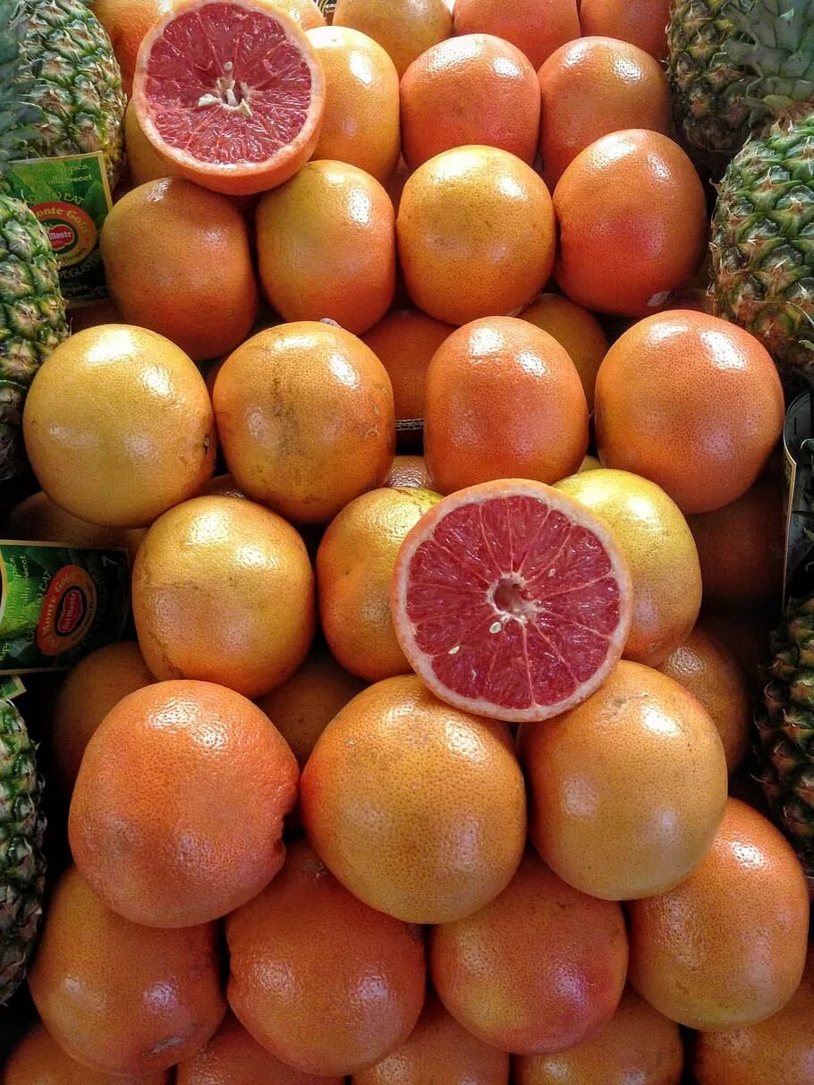 южные фрукты. южные фрукты. редкие фрукты. помпельмус (помело). абхазские фрукты.