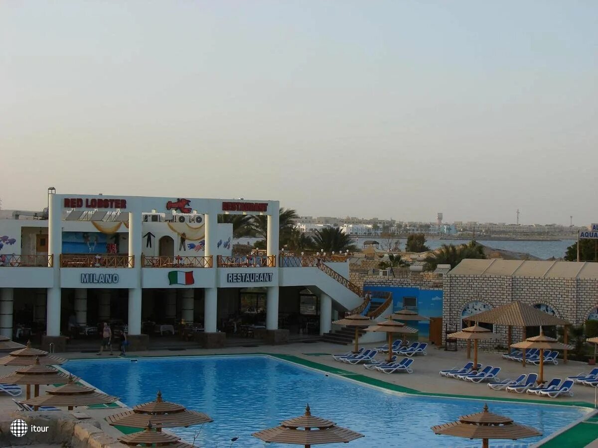 Aladdin beach hurghada. Египет Хургада алладин Бич Резорт. Алладин Бич Резорт отель Хургада 4. Отель Aladdin Beach Resort 4 Хургада. Египет отель алладин.