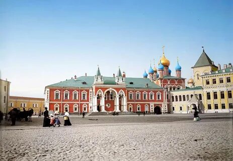 Монастыри кремля