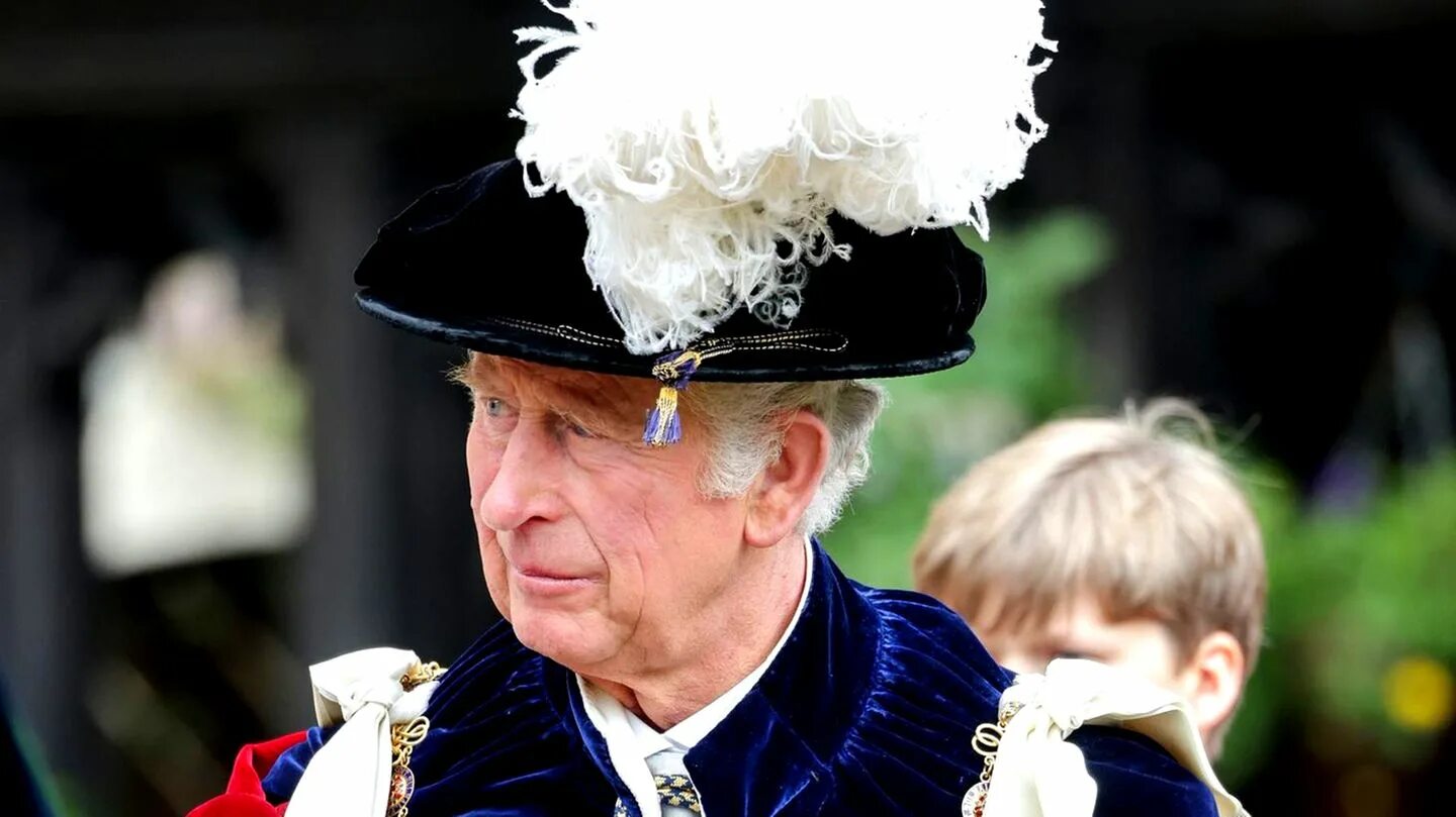 Charles iii died. England Monarchy Чарлз.