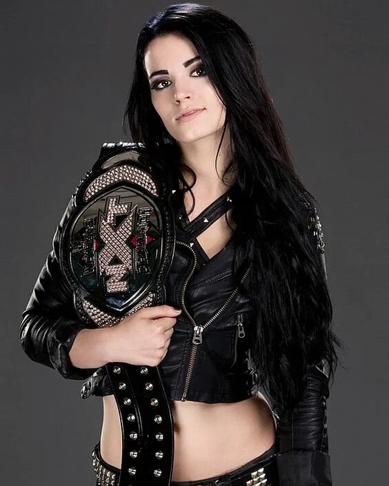 Candy love актриса. Sweet paige. Сарая бевис. Paige wwe. Sweet paige.