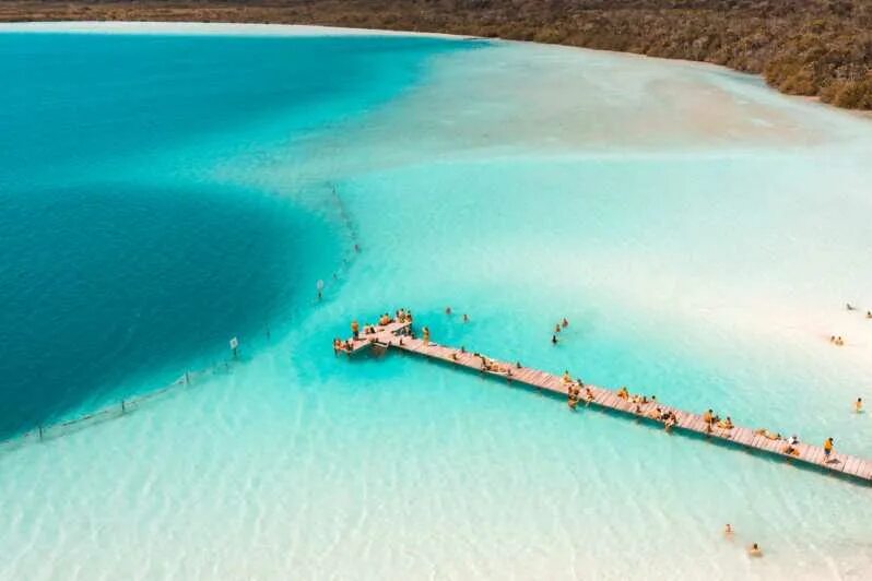 Ojo de liebre lagoon