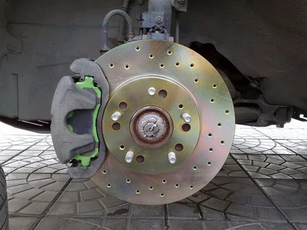 6. Тормозные диски на мицубиси лансер 9. 6. Тормозные диски на мицубиси лансер 9. 6 тормозные диски.