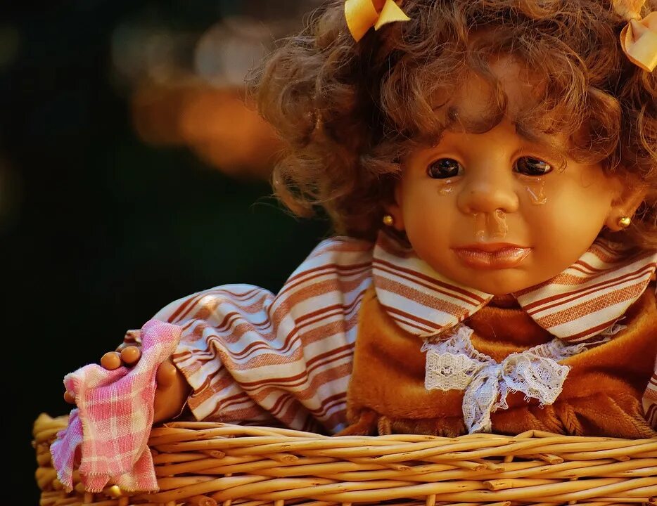 Все песни ляльки. Куклы для девочек. Кукла плачет. Итальянские куклы. Куколки для девочек.