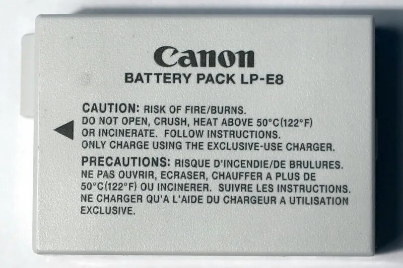 Canon battery. Canon LP-e8. Battery Pack LP-e8. Аккумулятор для фотоаппарата Canon 550d. Canon 600d аккумулятор.