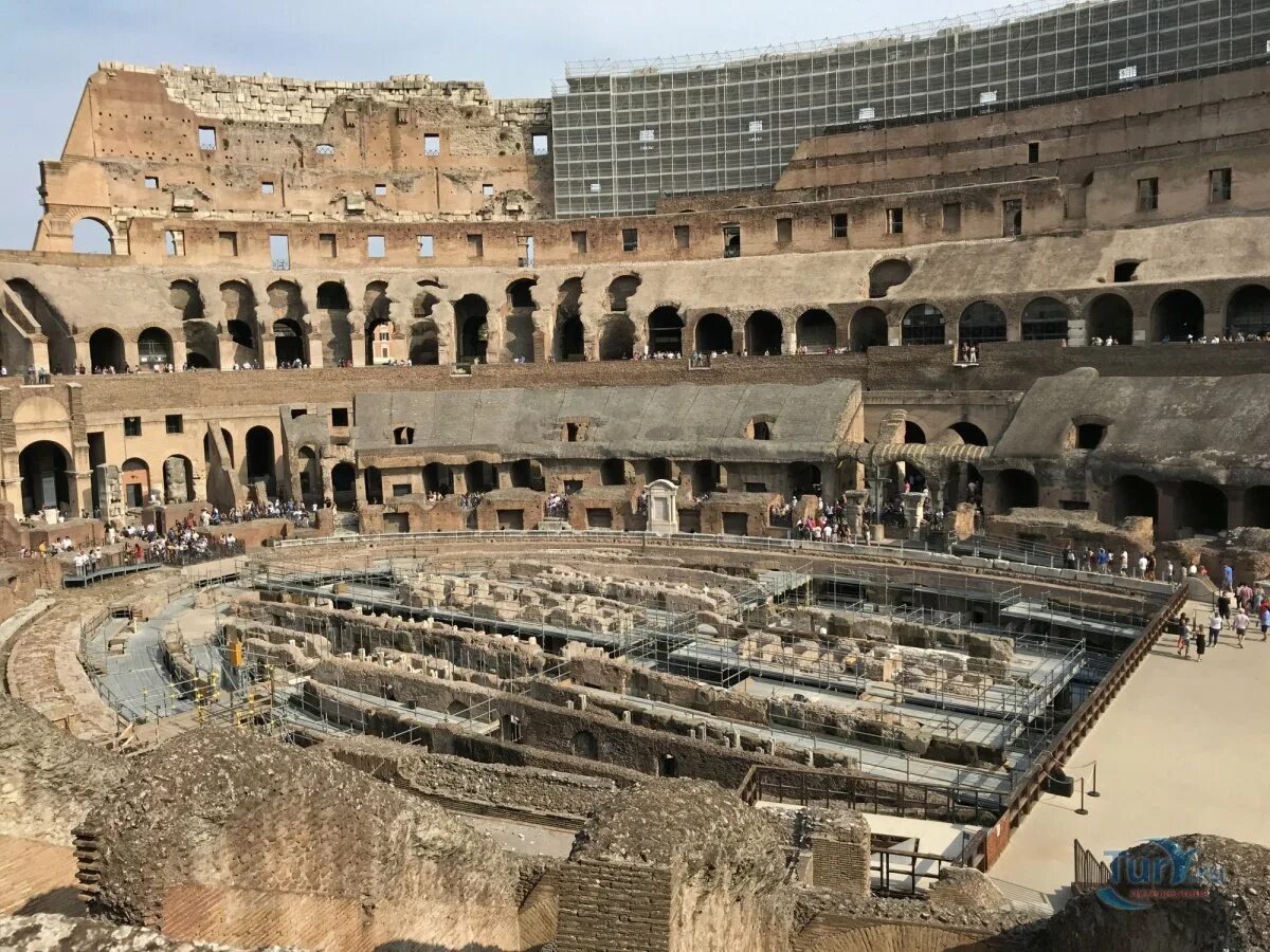 Колизей в риме вид сверху. Римская империя колизей. Колизей иерусалим подмосковье. Римский амфитеатр колизей. Древний.