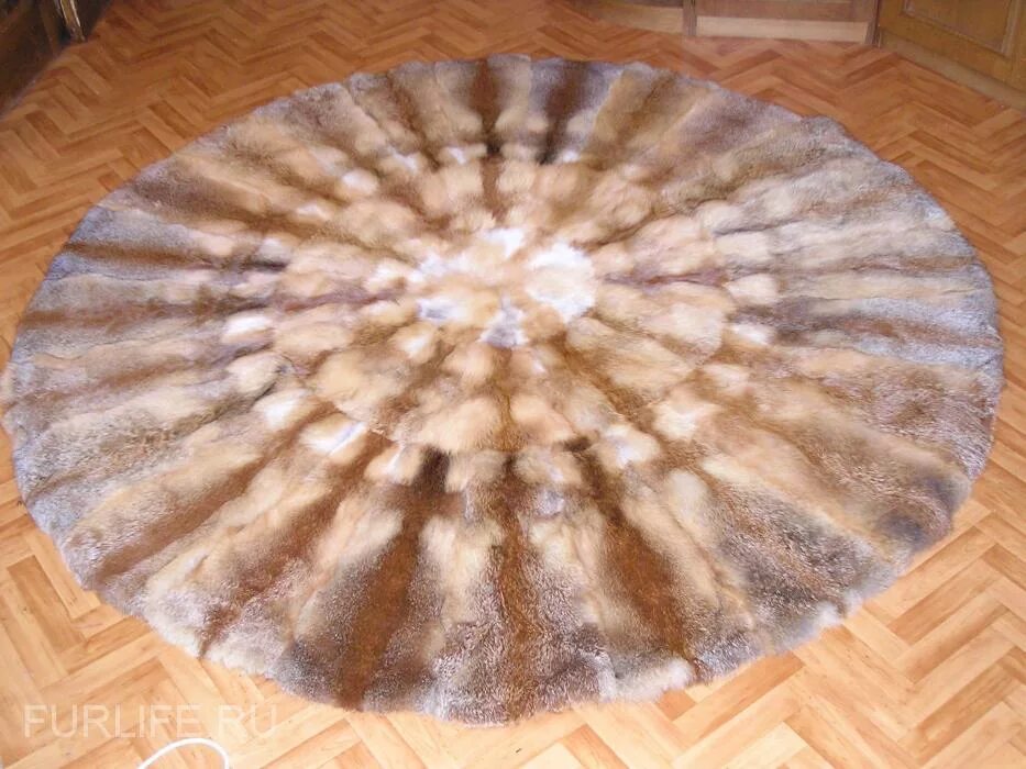 коврики из старого меха. жилет из нутрии модели. пошив меховых жилетов. поделки из старого меха. коврик из старой дубленки.