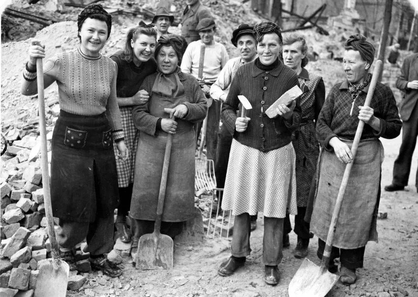 Тяжелое послевоенное время. Женщины Германии после второй мировой войны. Послевоенная повседневность. Германия в послевоенные годы.