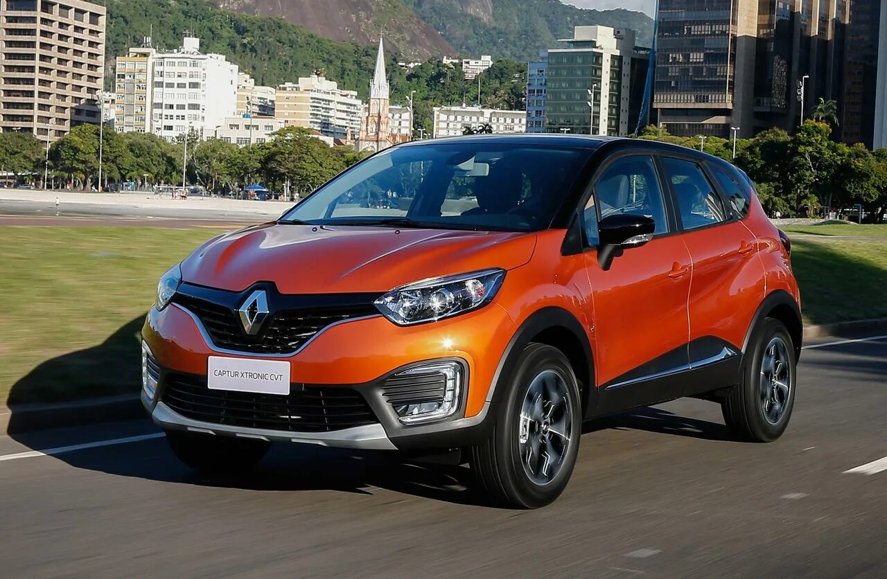 Renault kaptur 1. Renault Captur 1.6. Рено Каптюр Интенс. Рено Каптур 1,6 CVT 2017. Рено Каптур 1.6 вариатор.