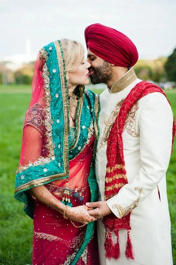 Свадьба в Индии. Русско индийская свадьба. Индия любовь. Русско индийские браки
