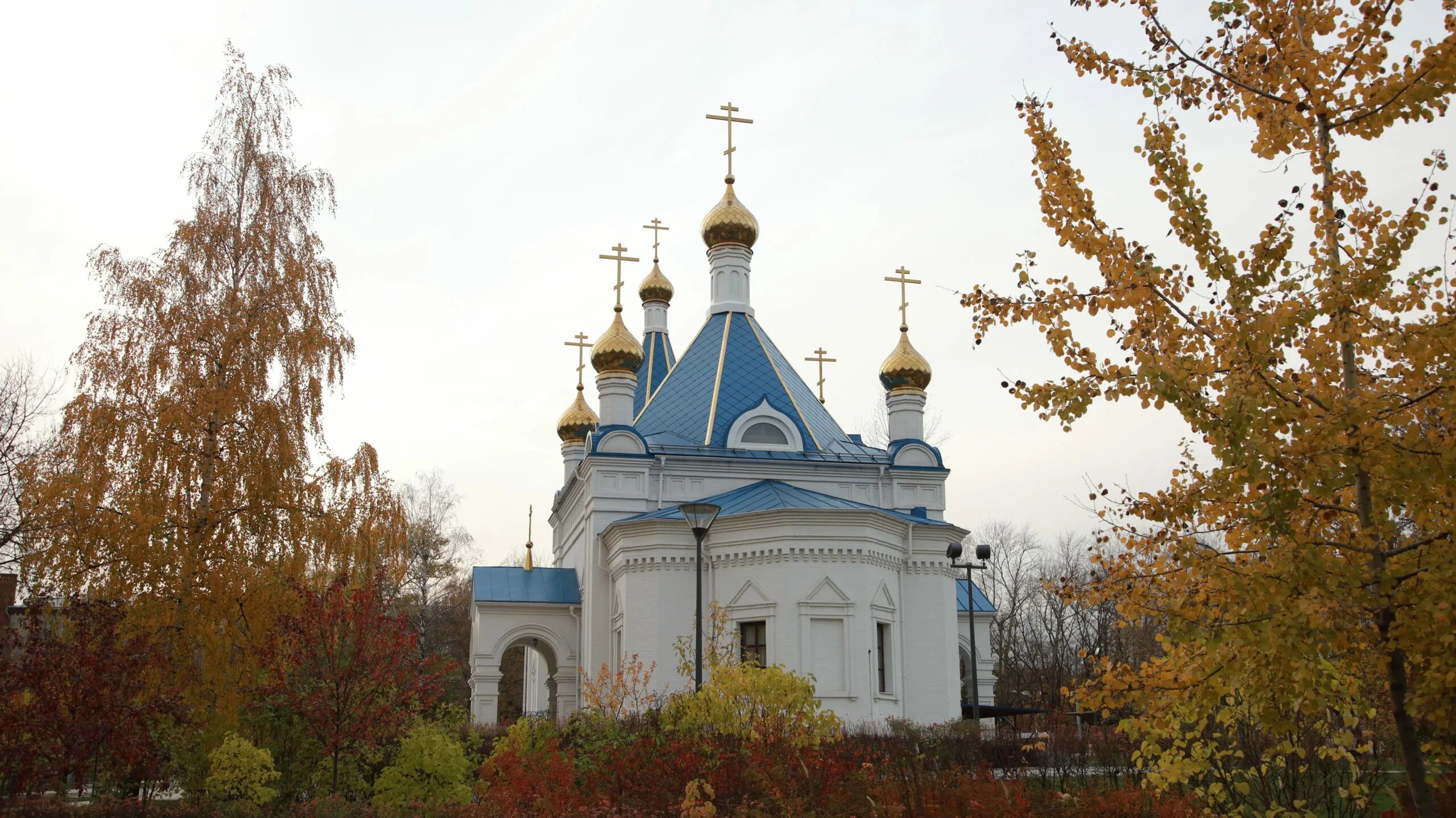 Храм княгини ольги в останкино зимой. Храм святой княгини ольги в останкине. Храм святой равноапостольной княгини ольги в москве. Церковь прибрежный калининград. Храм св.