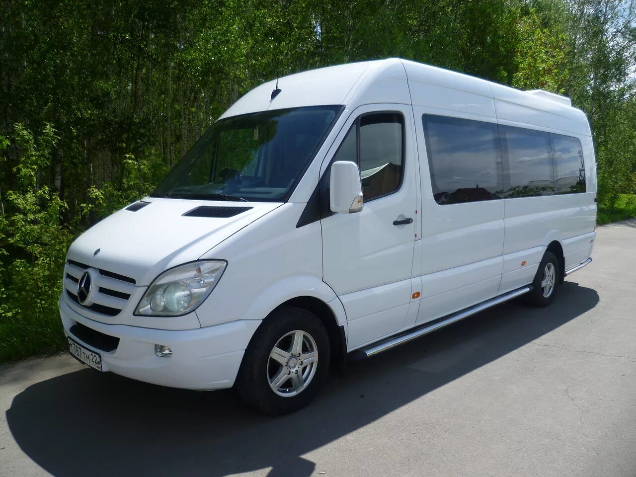 Спринтер барнаул. Mercedes-Benz Sprinter 2007. Мерседес Спринтер 2007. Мерседес Спринтер пассажирский 22 местный. Мерседес Спринтер 18 мест.