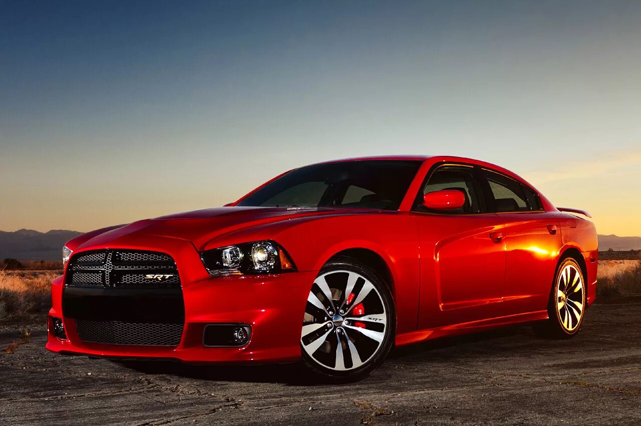 Avto medium. Додж Чарджер СРТ. Dodge Charger srt8 2012. Додж Charger srt8. Додж Чарджер 2012.