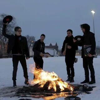 Fall out boy start the fire