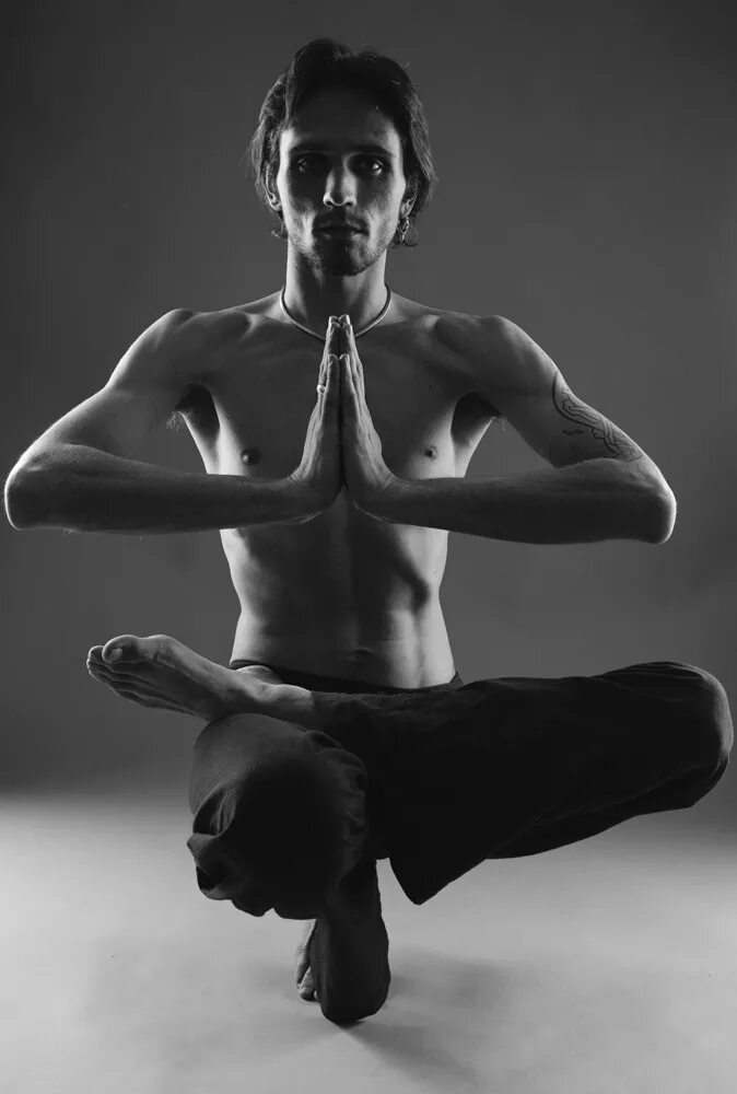 Сколько лет дмитрию позу. Дмитрий позов и его жена. Сколько лет дмитрию позу. Сколько лет дмитрию позу. Самая сложная поза в йоге.