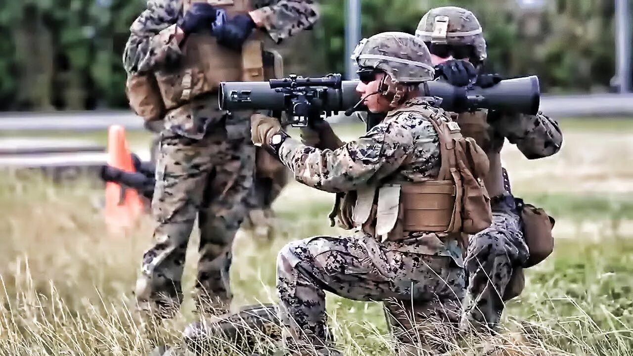 Лучшее военное видео. Carl Gustaf m4. M3e1 MAAWS. Carl Gustaf 4. Carl Gustaf m4 США.