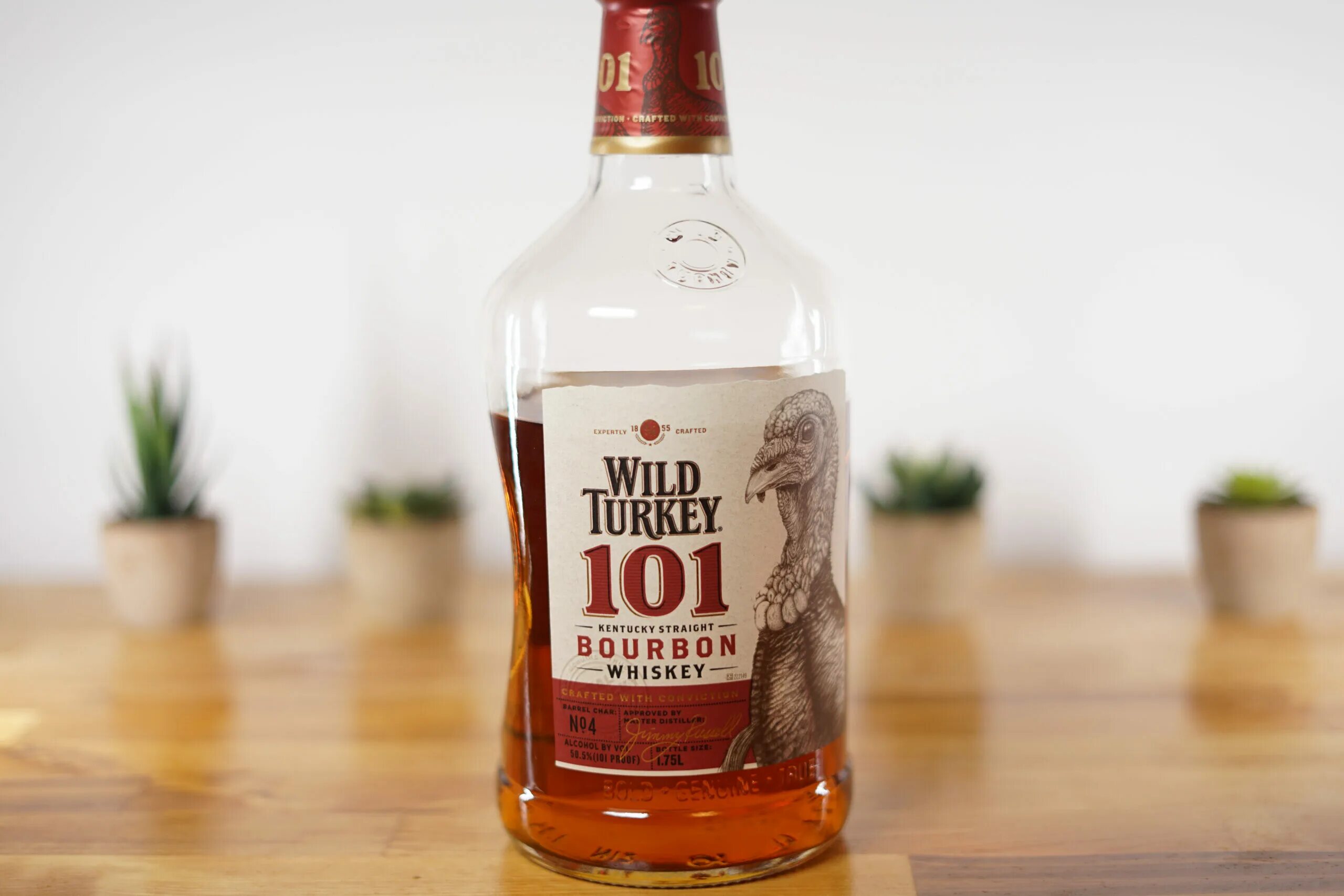 101 turkey. Вилд Туркей Бурбон. Wild Turkey 101. Бурбон 101. Виски Wild Turkey 101.