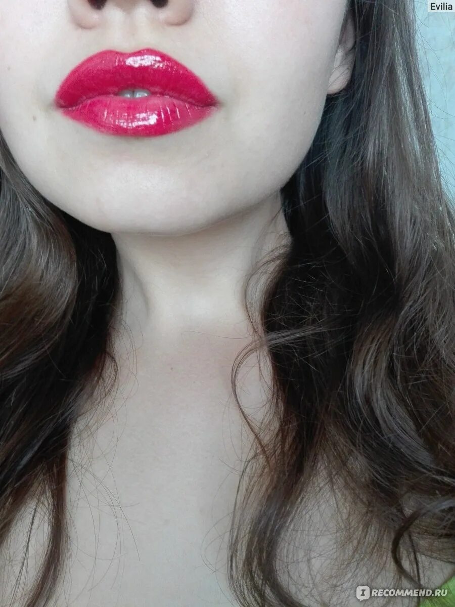 Glossy kiss. Glossy kiss